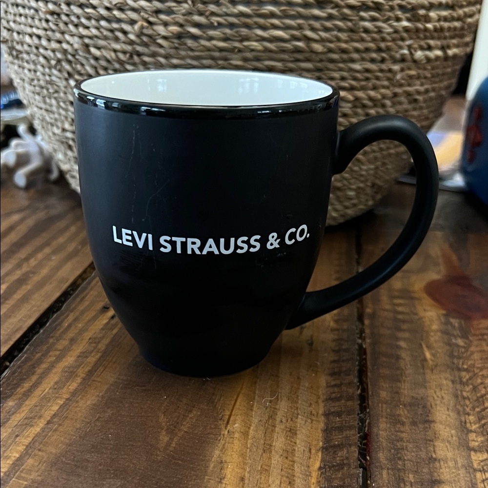 M WARE "Levi's Strauss & Co." Classic Black Coffee Mug GUC ❤️